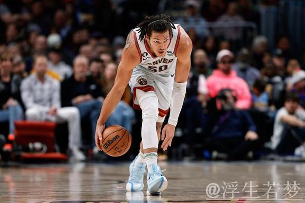 默里助攻篮下 戈登飞身双手暴扣 默里助攻篮下 戈登飞身双手暴扣