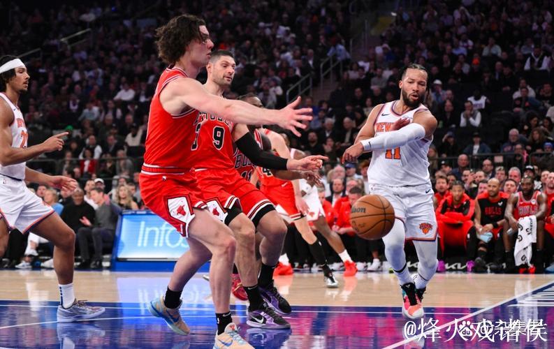 唐斯砍下31+10助尼克斯终结猛龙8连败 雄鹿狂胜公牛